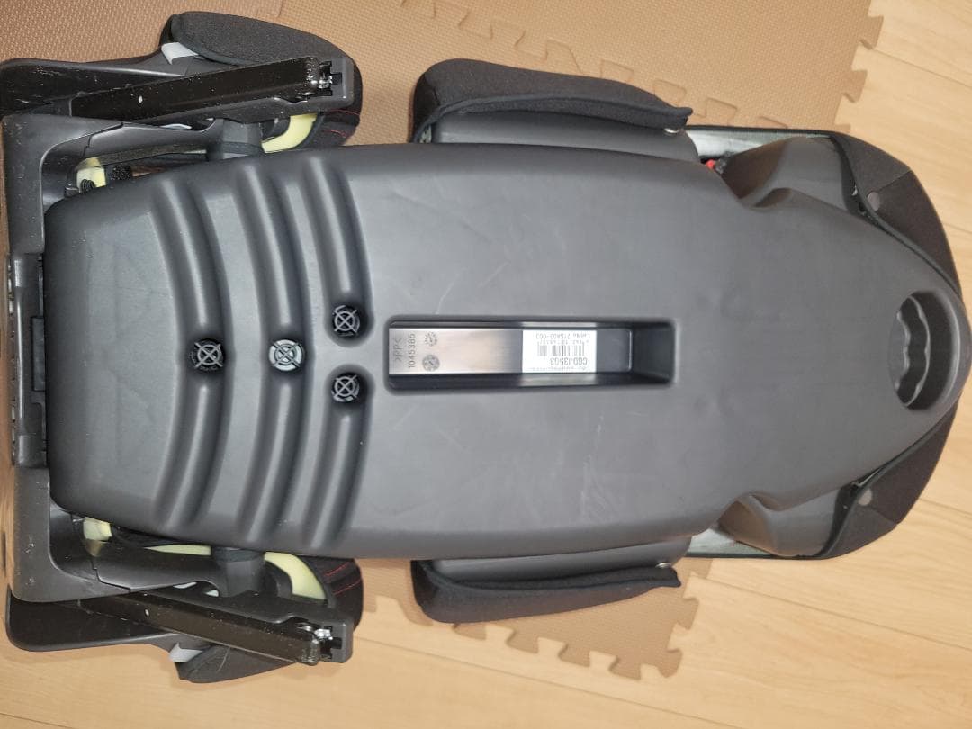 タカタ　チャイルドシートJ350