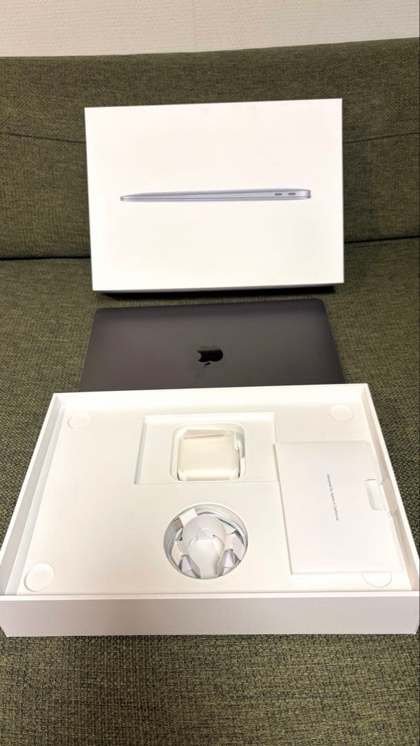 箱有MacBook Air M1 13インチ 256GB 8GB スペースグレー