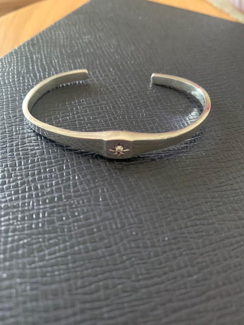 【203jewelry】ダイヤモンド星モチーフ　シルバーバングル