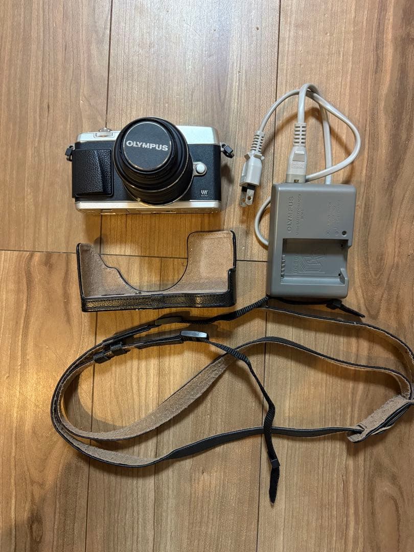 デジタルカメラ OLYMPUS PEN E-P5