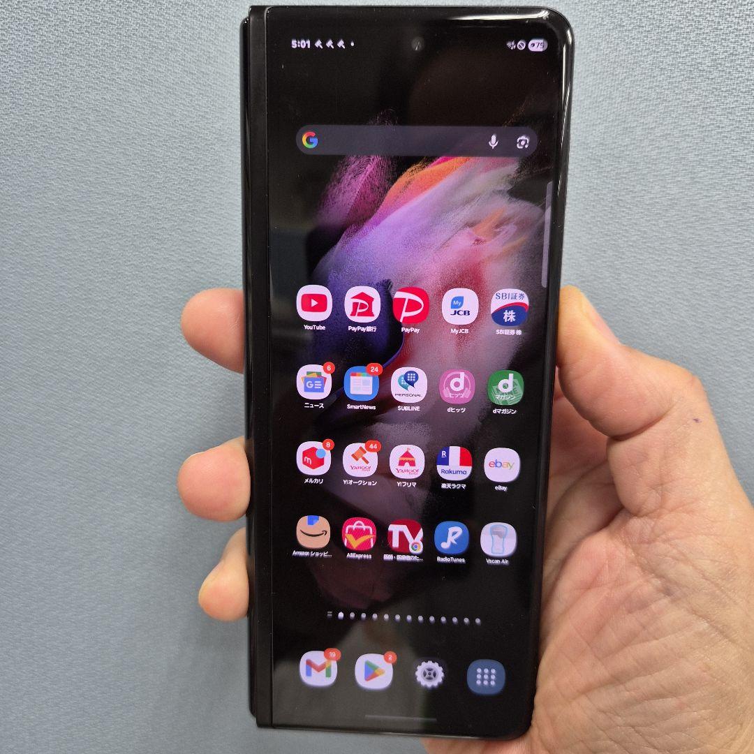 Galaxy Z Fold3 5G 256GB SCG11 au値下げ！