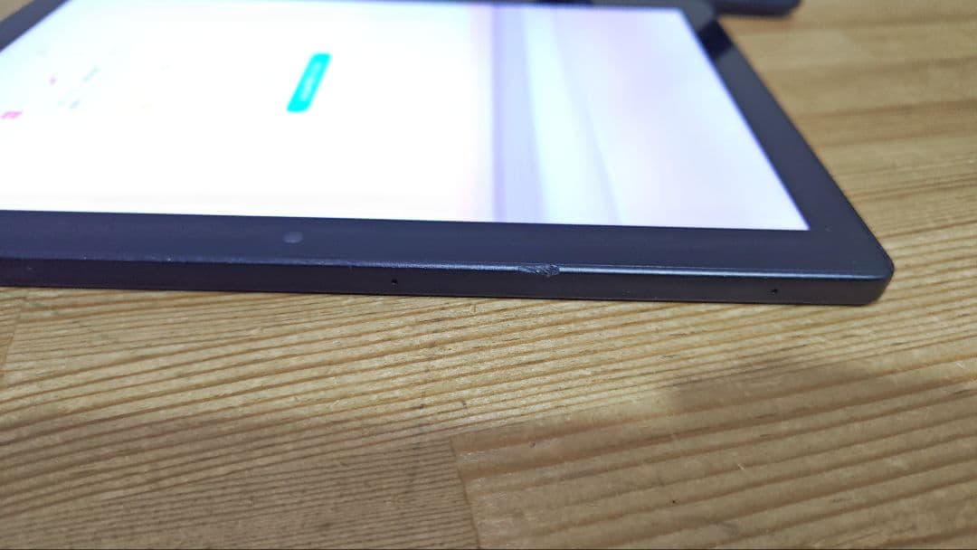 ドコモ　docomo dtab d-41A タブレット　SIMフリー