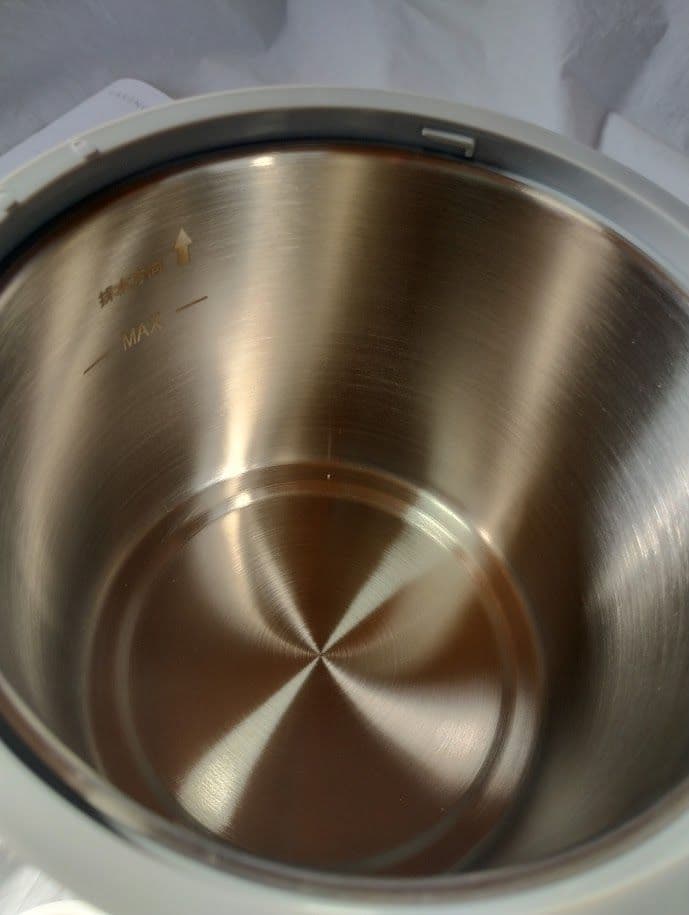 【美品】LAViNO 卓上加熱式加湿器　スチーム式