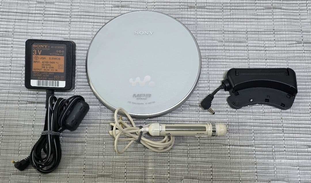 SONY　ソニー　CDWALKMAN D-NE730リモコン RM-MC53EL