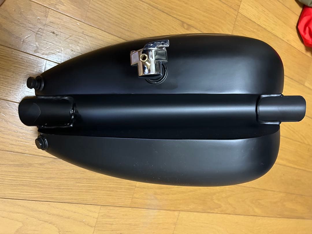 ピーナッツタンク　ネオファクトリー製　汎用品　ハーレー