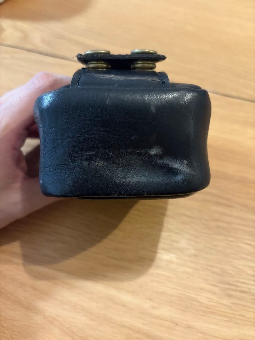 HWZN ハウゼン　レザーポーチ　ETCポーチ