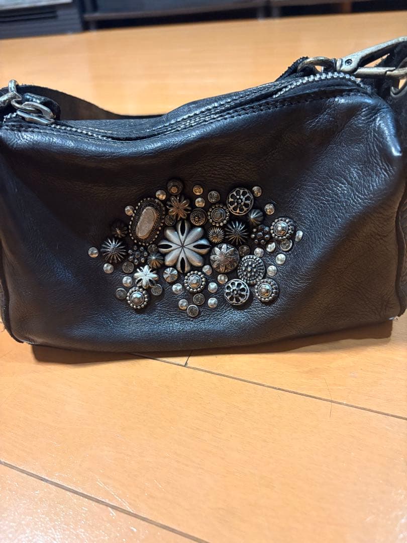 カンポマッジスタッズショルダーバッグ