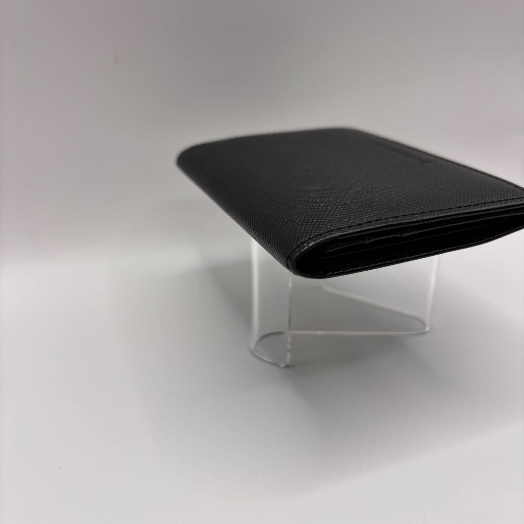 【美品】BURBERRY　名刺入れ　カードケース　ブラック　型押し　ノバチェック