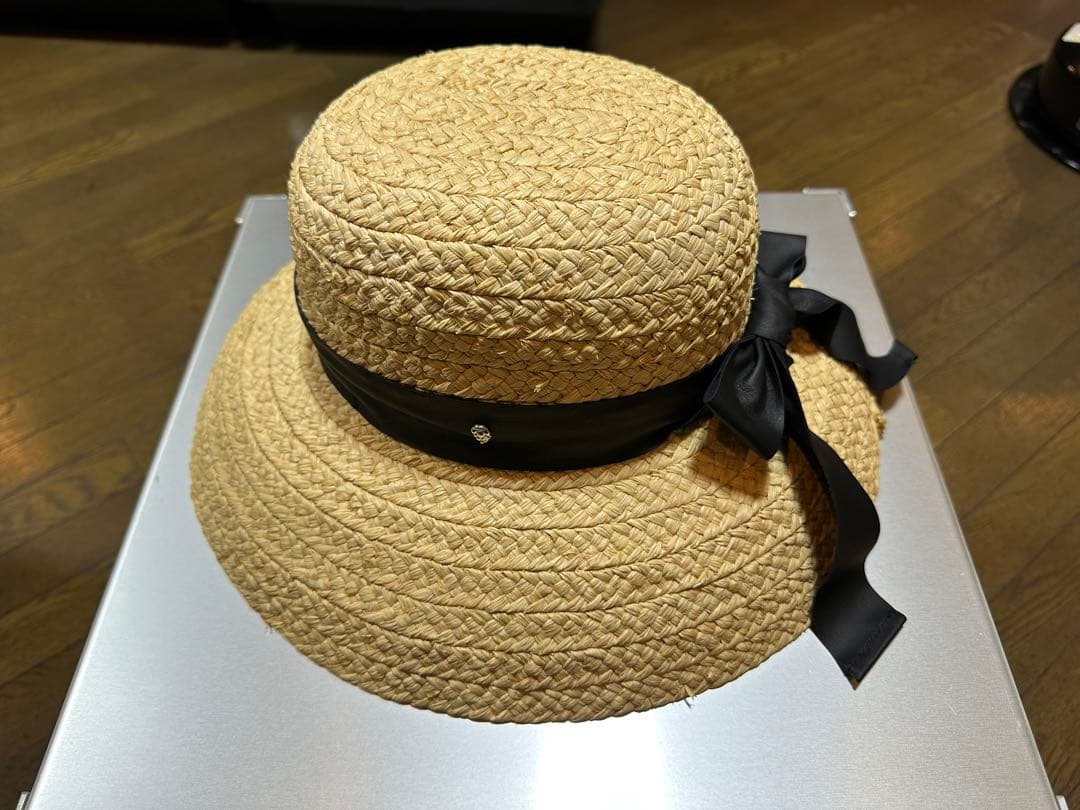 ヘレンカミンスキー　ハット　新品未使用