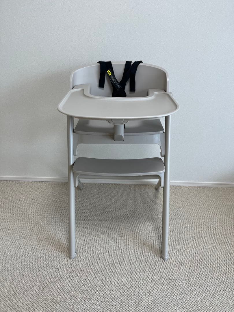 Novus　ノウス　ハイチェア　ベビーチェア