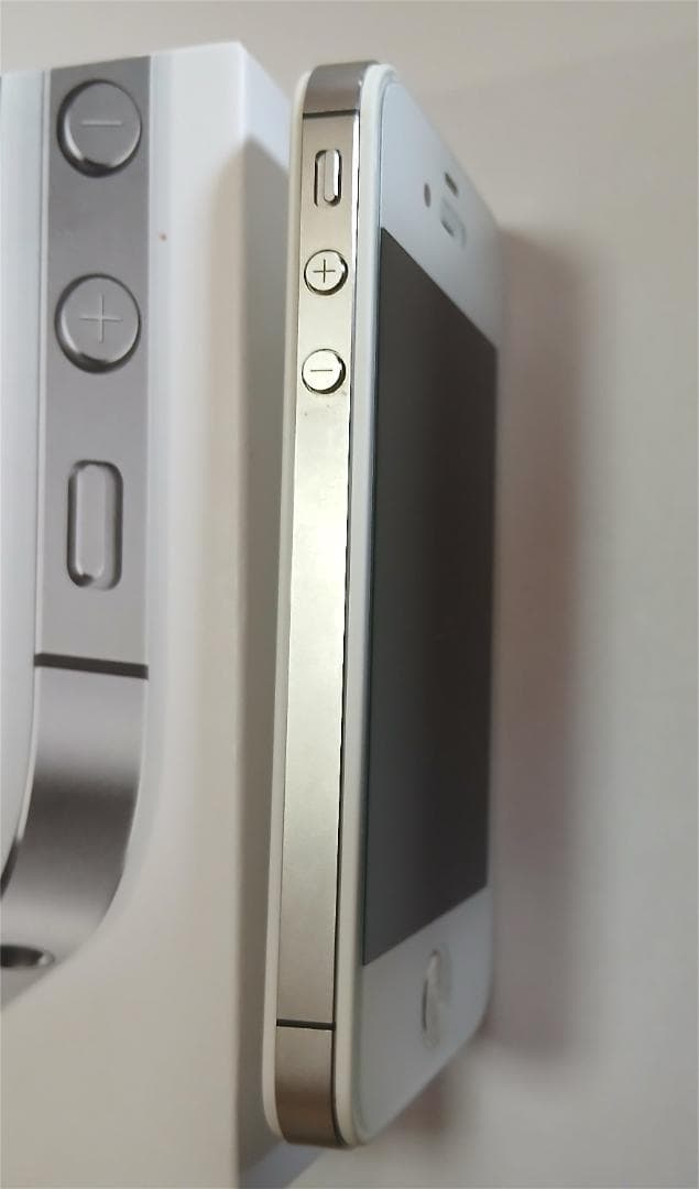 Softbank iPhone 4s 白 - 極上状態 100% バッテリー