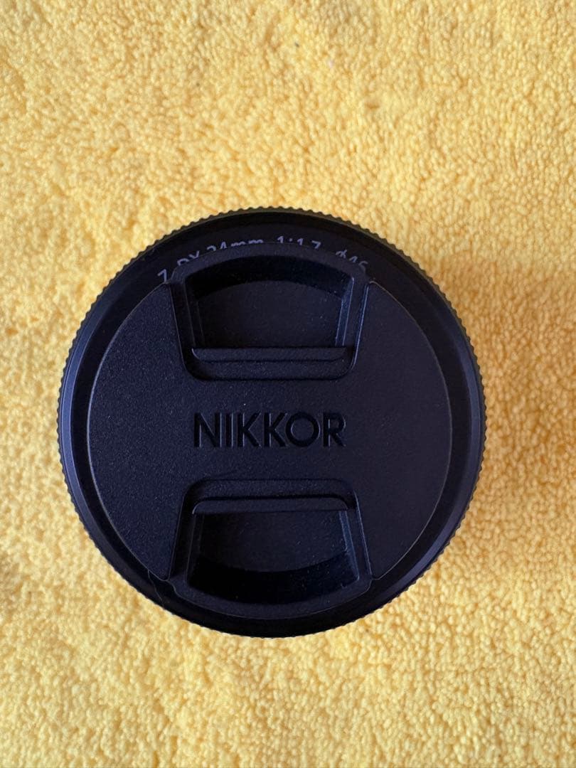【新品同様】NIKKOR Z DX 24mm f/1.7 レンズフィルタ付