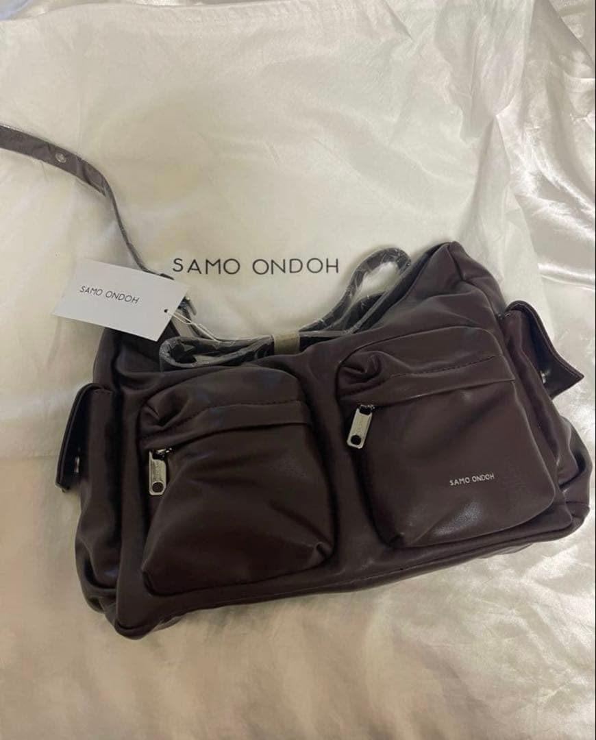 ショルダーバッグ