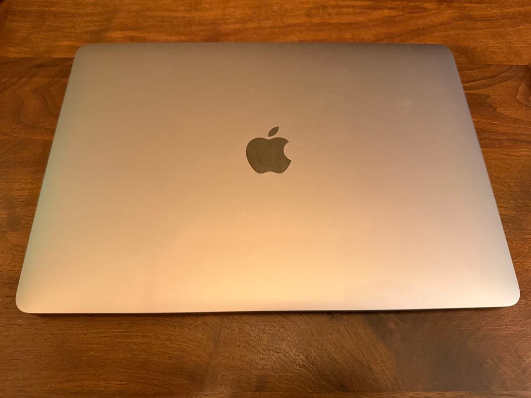 Apple MacBook pro 13インチ