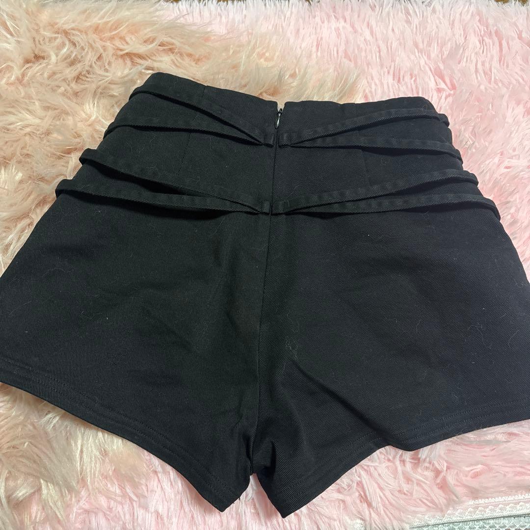 Darich ダブルクロスベルトショートパンツ　Mサイズ