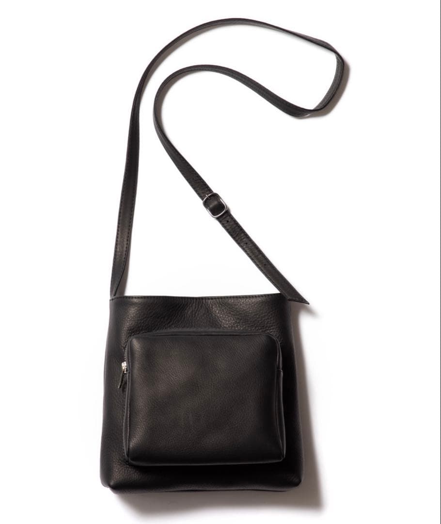 MR.OLIVE ショルダーバッグ