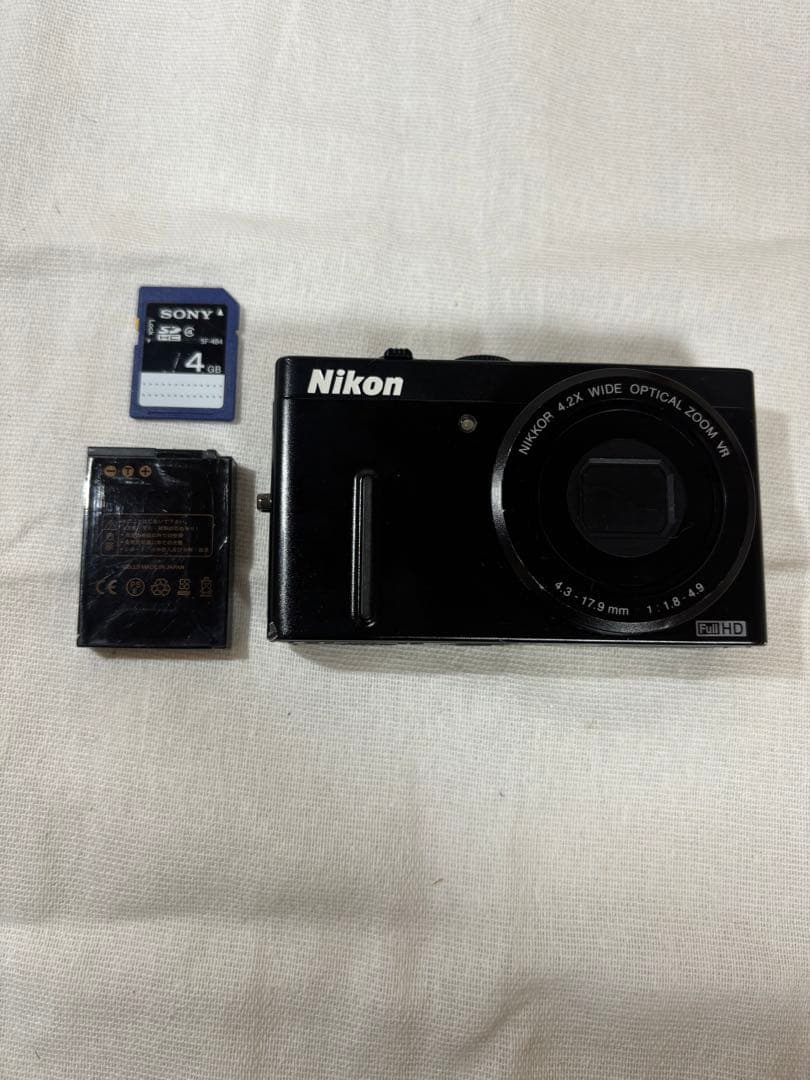 Nikon ニコン COOLPIX P300 ジャンク 液晶画面　黄ばみあり