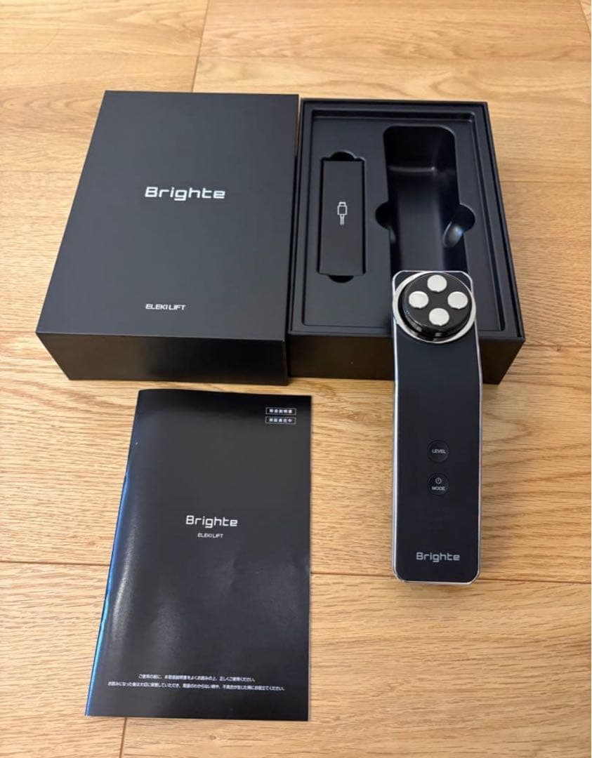 Brighte ELEKI LIFT 美顔器