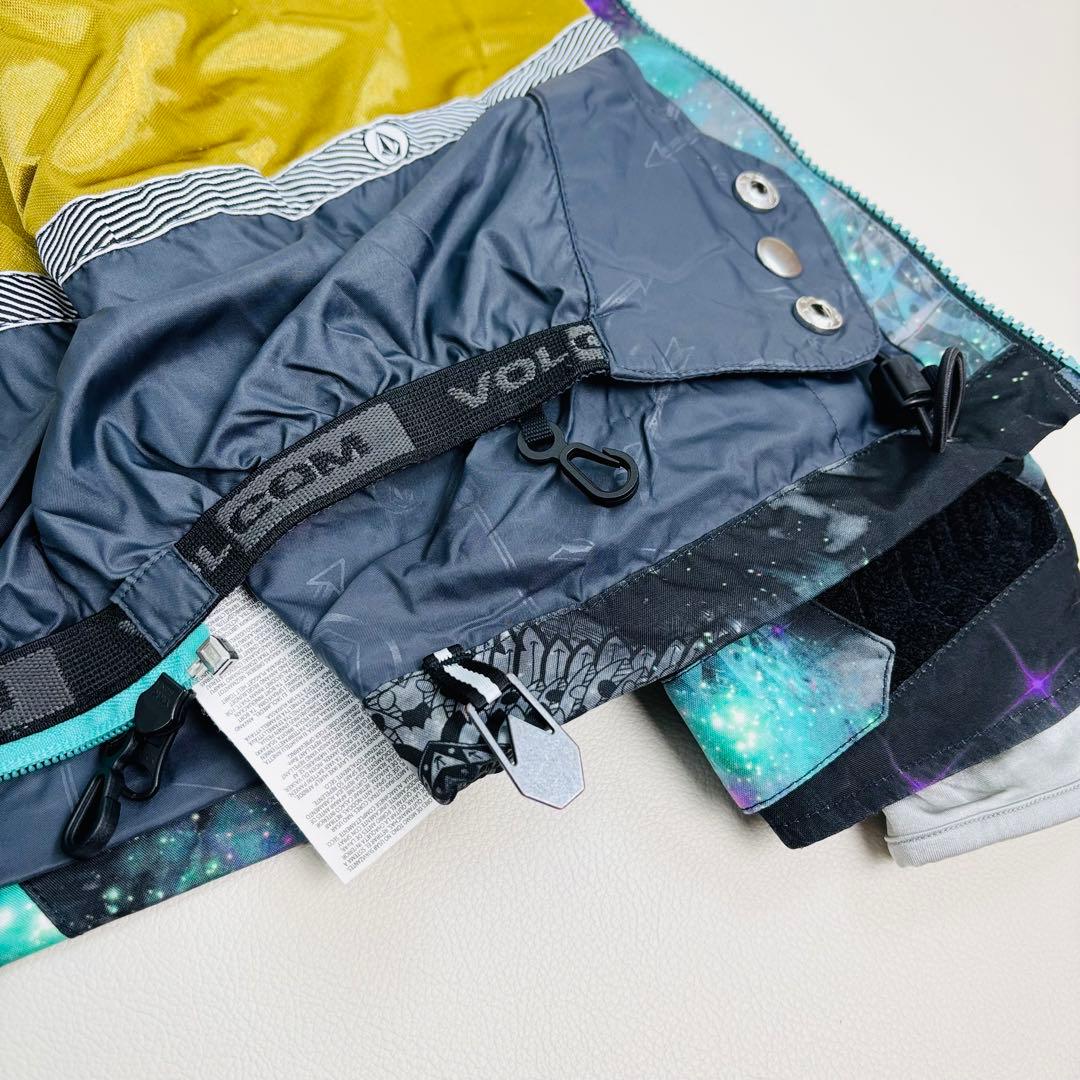 2474【極美品】ボルコム ゴアテックス ジャケット スノボウェア 光沢感