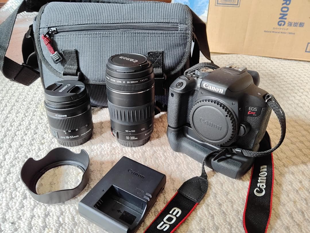 Ｃａｎｏｎ　ＥＯＳ　Ｋｉｓｓ　Ｘ９ｉ　　デジタル一眼レフ　ボディ　レンズセット