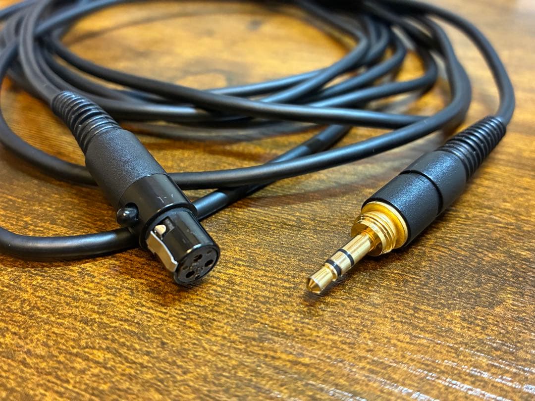 AKG M220 PRO ヘッドホン（K240studioと同等スペック）