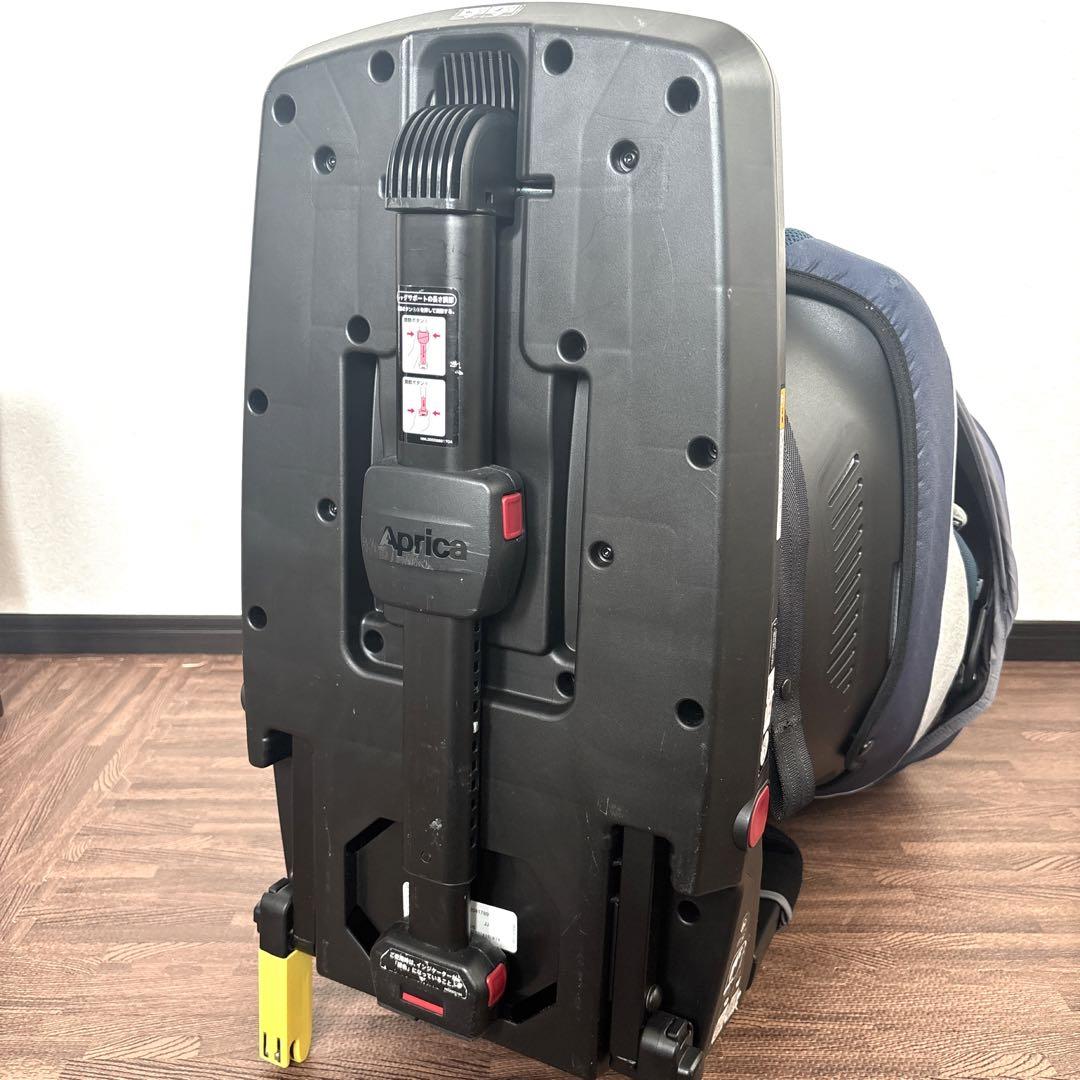 【美品】 Aprica チャイルドシート クルリラPlus ISOFIX