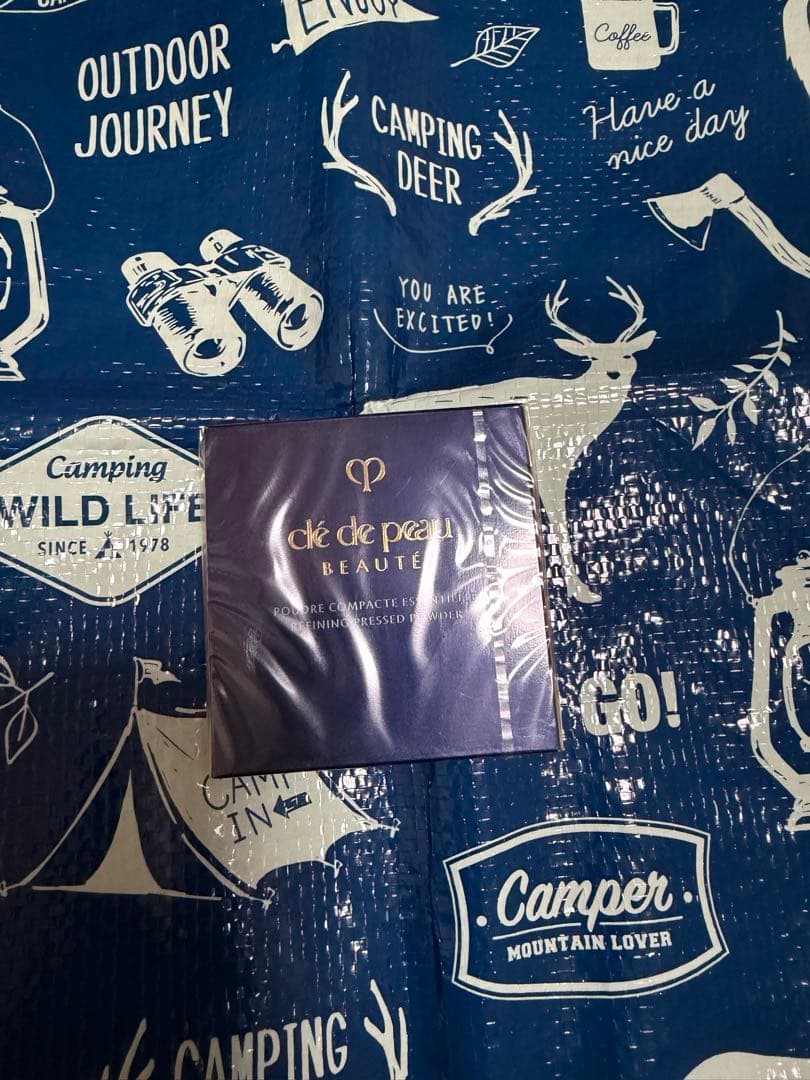 クレドポーボーテ プードルコンパクトエサンシエルｎ　エレガントスリム