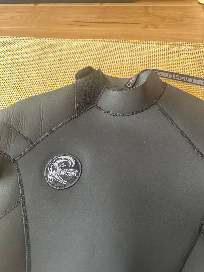 オニール⭐️フルスーツバックジップ3×2mm Lサイズ相当（男性用）