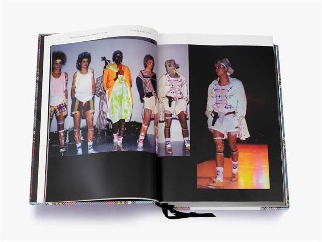 洋書 Vivienne Westwood Catwalk