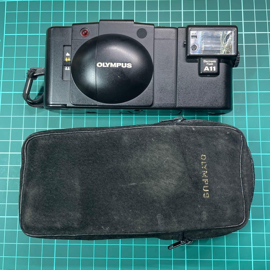 【外観美品】OLYMPUS XA-2 フィルムカメラ A11フラッシュ付き
