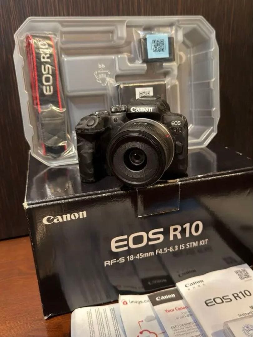 【極美品】Canon EOS R10 レンズキット+おまけ付き