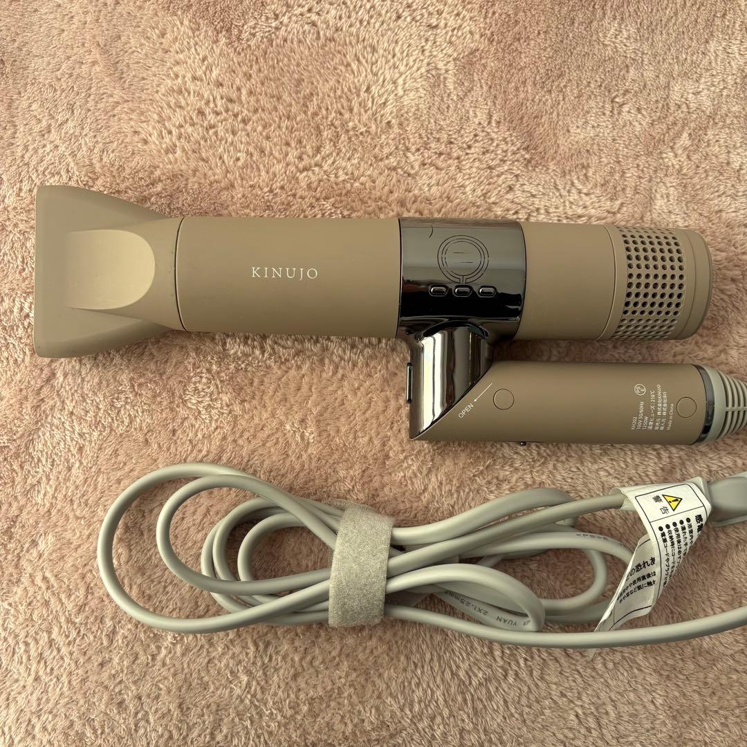 KINUJO 絹女　ヘアドライヤー　訳あり　ジャンク品