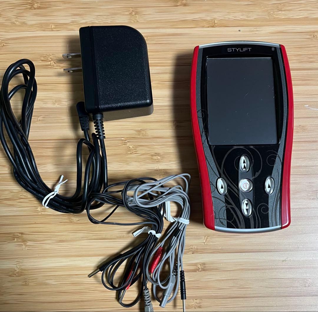 伊藤超短波　家庭用EMS機器　スタイリフトSTYLIFT