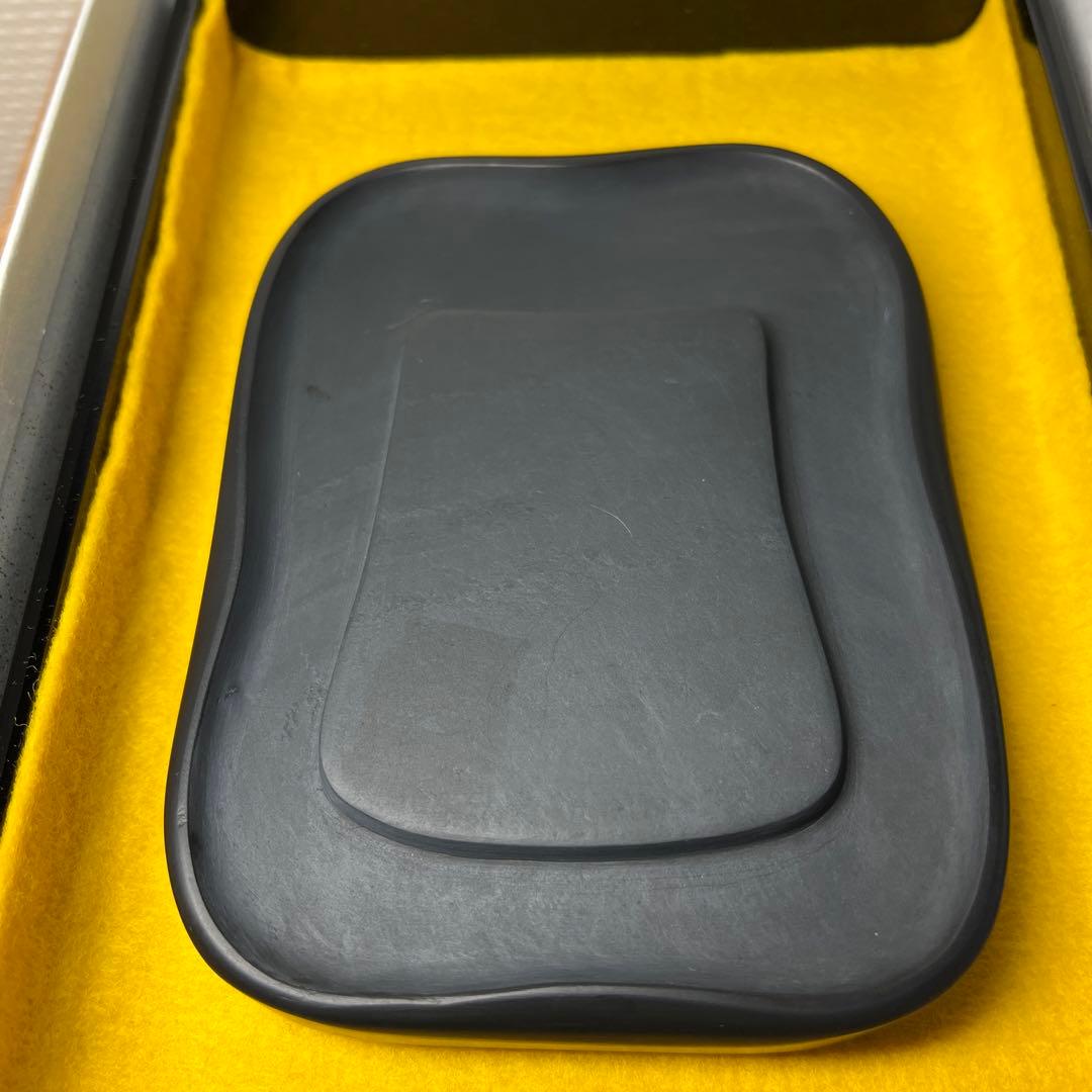 ⭕️まりちゃん⭕️ 雨畑硯　新品　芳龍閣硯舗鑑製　深澤勝左衛門　特殊彫刻作品