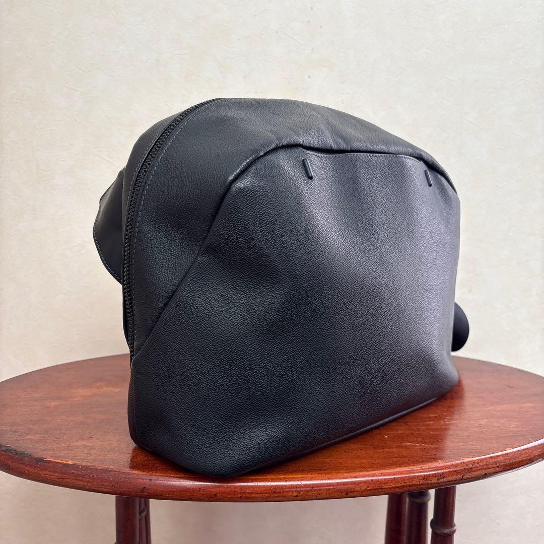 極美品　FARO（ファーロ） Smart Sling Bag 2