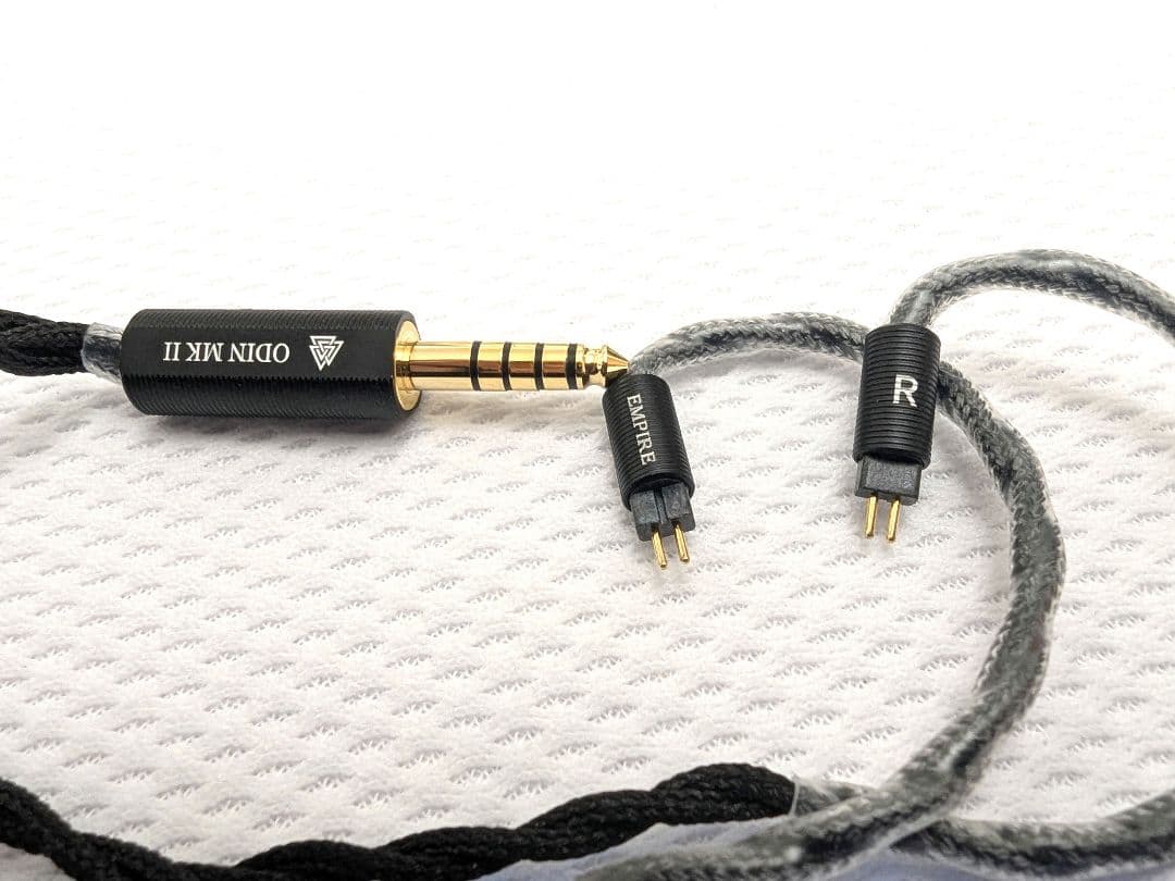 極美品　Empire Ears Odin MkⅡ　63万円