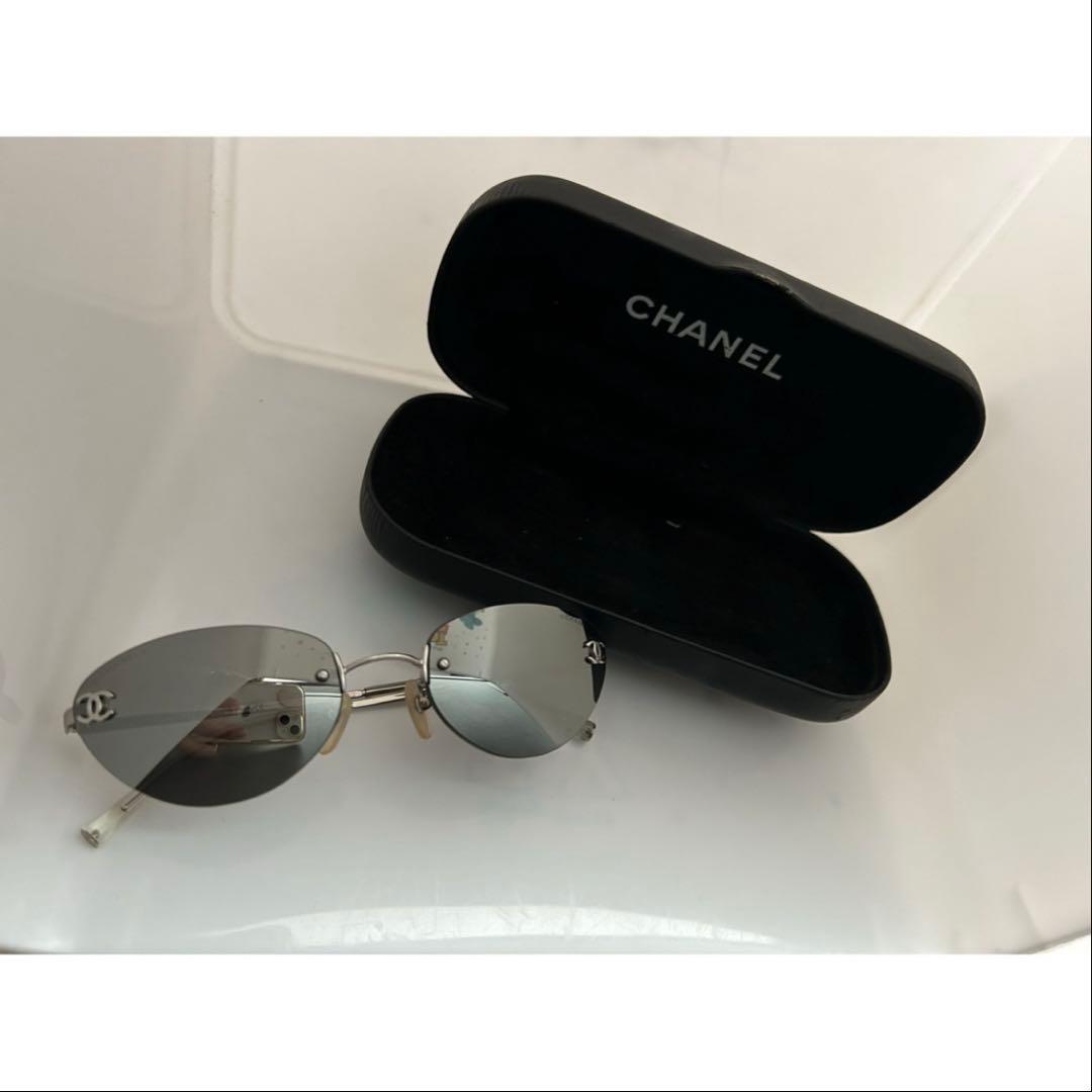 ⭐️24時間タイムセール⭐️CHANEL シルバー サングラス 4003 シャネル