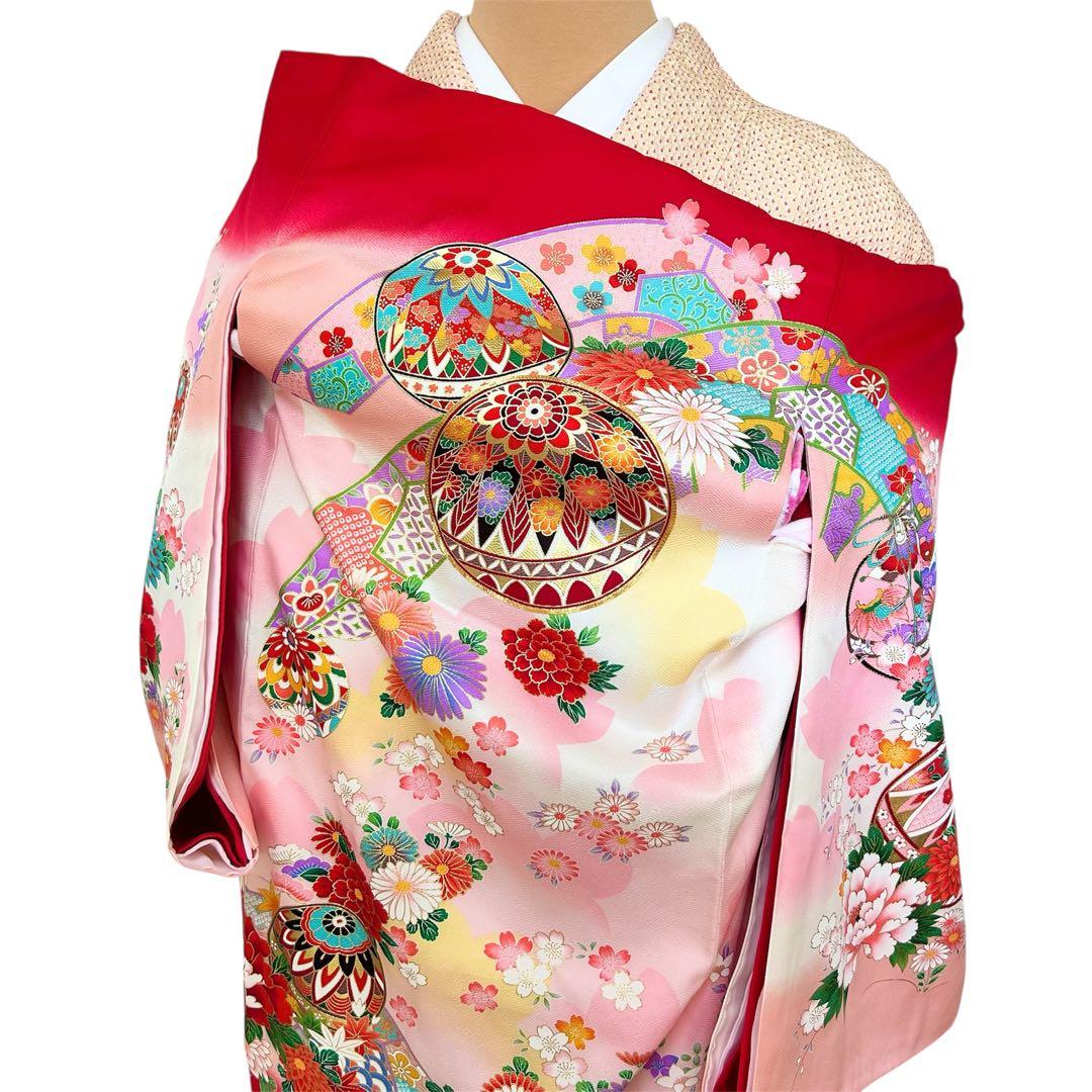 着物　お宮参り　産着　祝着　赤　ピンク　鞠　四季草花　金駒刺繍　女の子　襦袢付き
