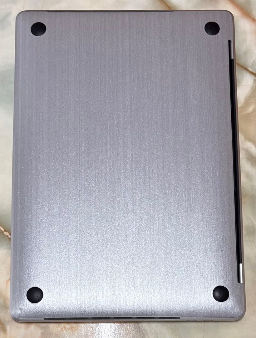 [Lot Fun store様 限定] Apple MacBook Pro