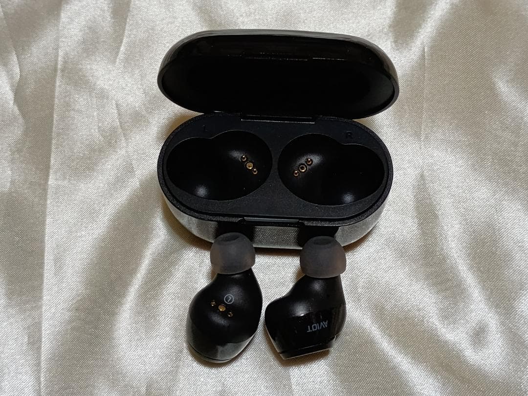 新品 ワイヤレスイヤホン AVIOT TE-V1R