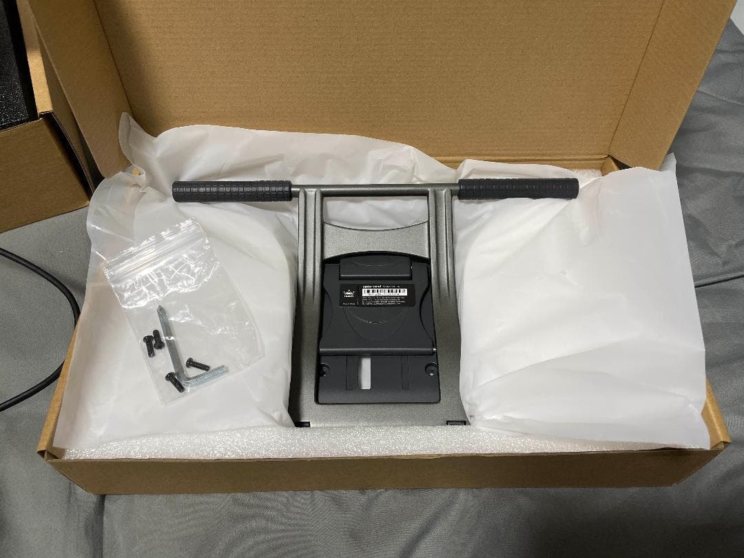 【スタンド付き美品】HUION KAMVAS PRO19　4K液晶ペンタブ