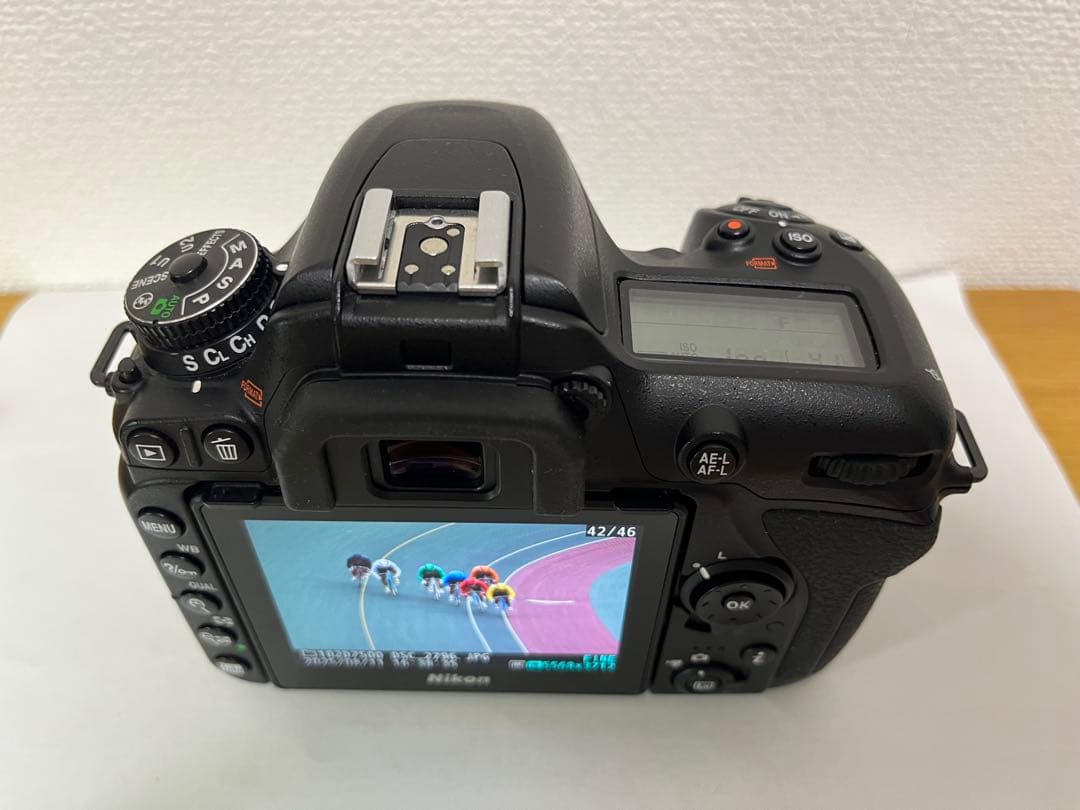 ニコン Nikon D7500 ★シャッター数：6769枚