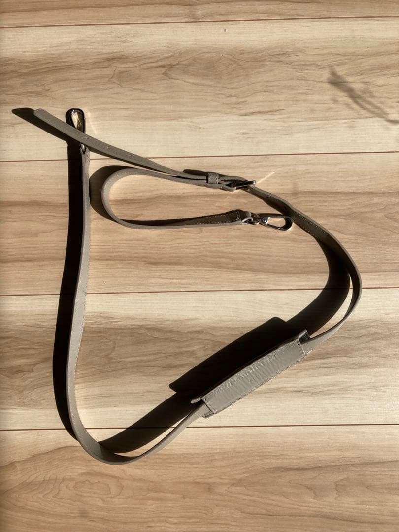 FURLA ライトグレー　レザーブリーフケース MAN MARTE