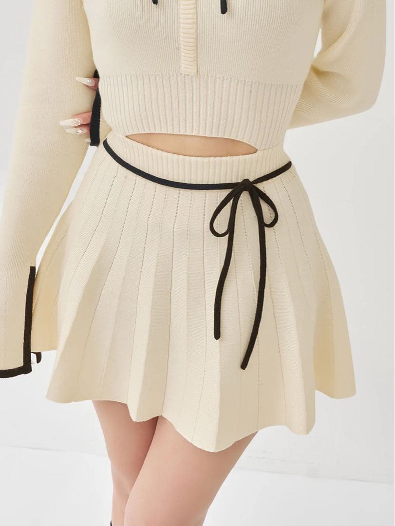 新品タグ ダーリッチ ウエストオープンリボンデザインニットミニワンピース フリー