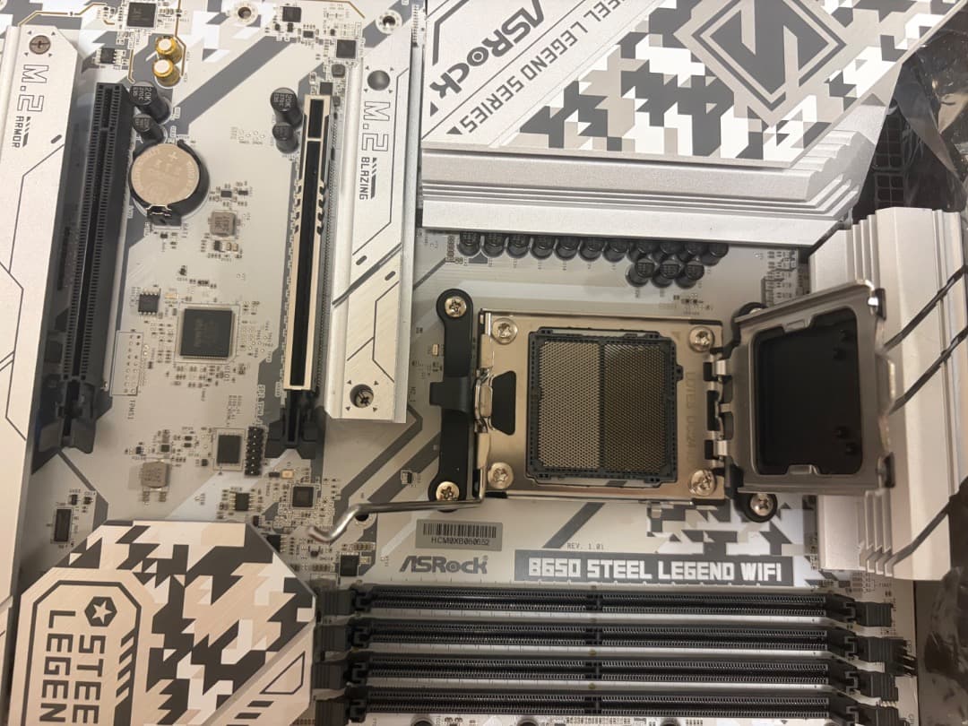 ASRock B650 STEEL LEGEND WIFI マザーボード