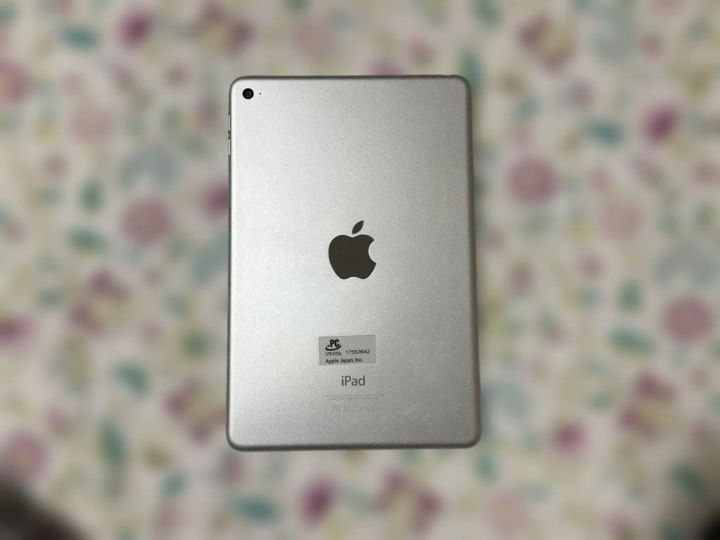 美品　iPad mini 4 本体