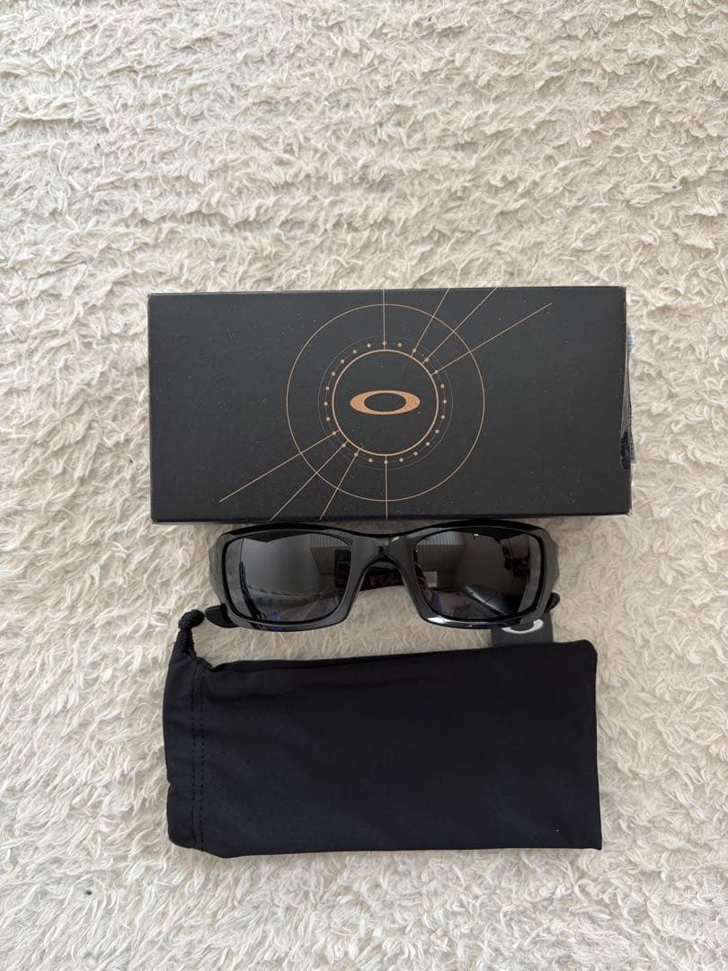 Oakley ブラック サングラス ケース付き