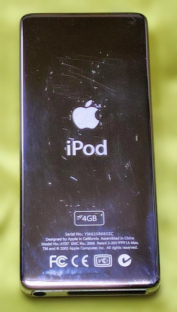 ジャンク扱い　Apple ipod nano・touch2台・ipad mini