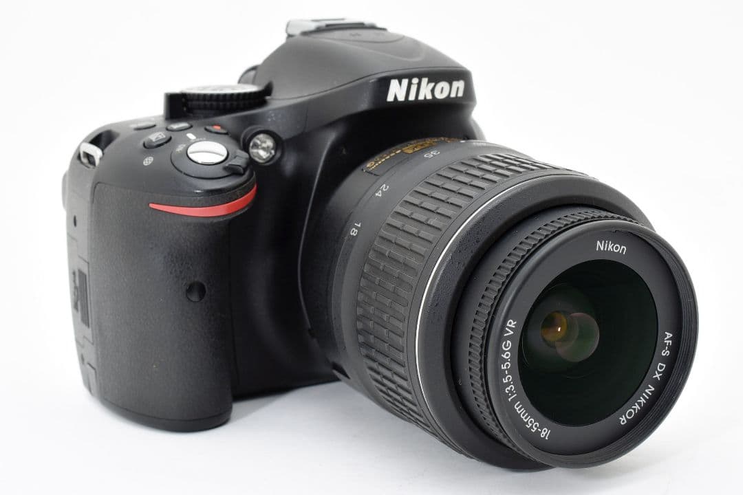 しっかり捉える高性能AF×高画質✨Nikon D5200✨手ブレ補正 標準レンズ