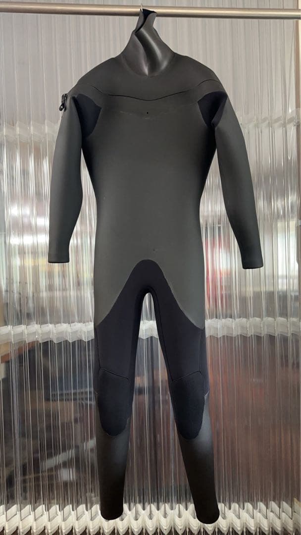 セミドライ　オールブラック　5/3mm ロングチェスト　レガシー　M